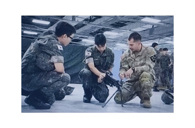 미군 기지서 실전형 동원훈련 실시.언제든 임무 투입 대…