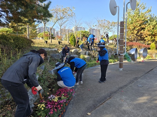 9fc0cccbd695300db263b6842793fadb_1762831567_0711.jpg 9fc0cccbd695300db263b6842793fadb_1762831567_0711.jpg